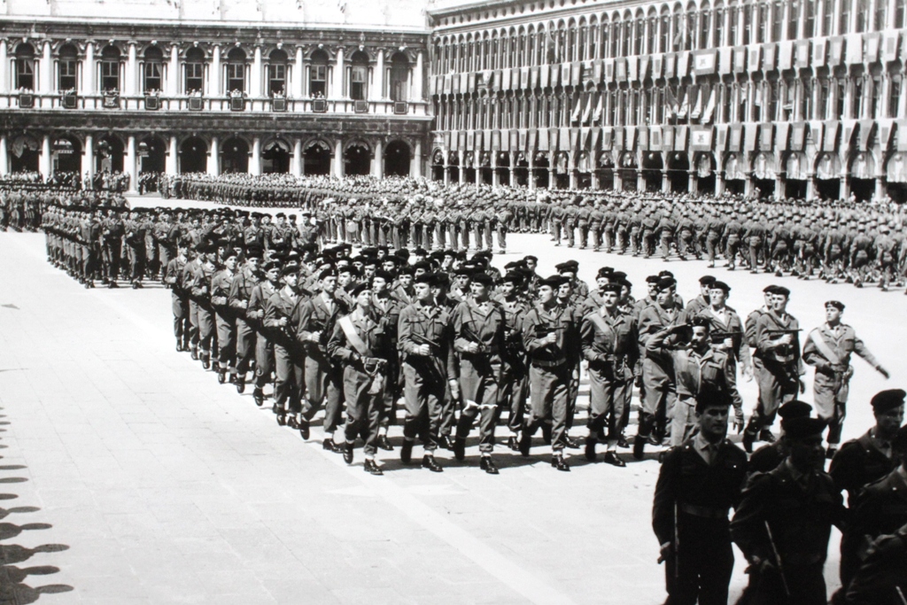 S- Sfilata a San Marco - ottobre 1960